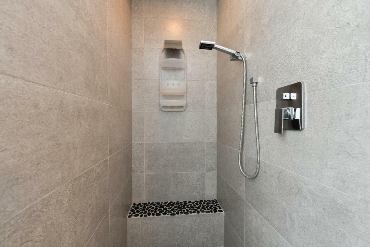 Contemporary Pool Villa I - Pool & Jacuzzi - Nearby Beach Venice Buitenkant foto
